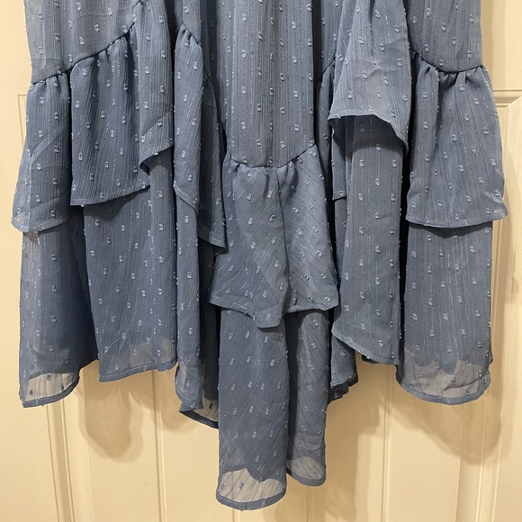 VICI Swiss Dot Peplum Maxi Dress NWT - Picture 4 of 8